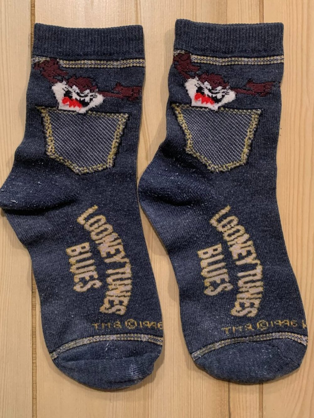Vintage 90s Looney Tunes Blues Taz Tasmanian Devil Pocket 1996 Socks Adult Size